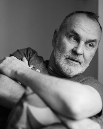 Daniel MacIvor headshot