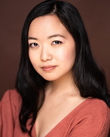 April Leung headshot