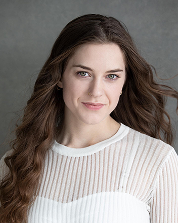 Enya Watson headshot