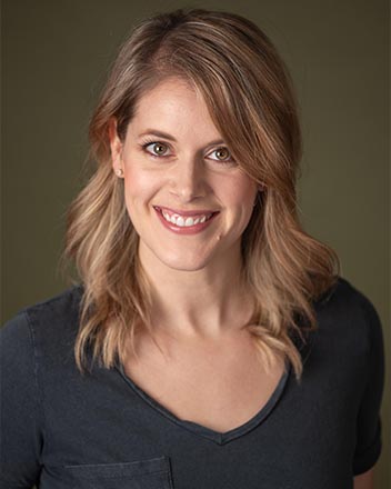 Heather Marie Annis headshot