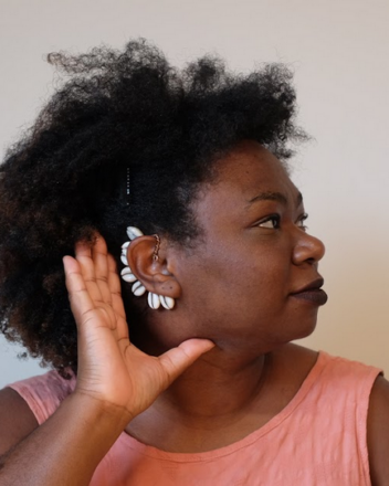 Elena Stoodley headshot